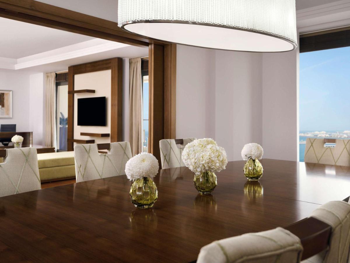 Moevenpick Hotel Jumeirah Beach Dubai Luaran gambar A rendering of a typical suite at the Ritz-Carlton, Key West